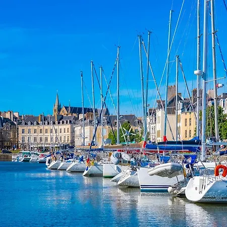 Apartman Tres Bel De 45m2 Avec Balcon Proche Port De Vannes
